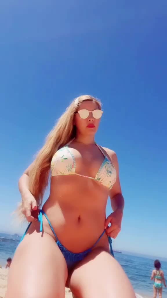 @elisa vargas 👑