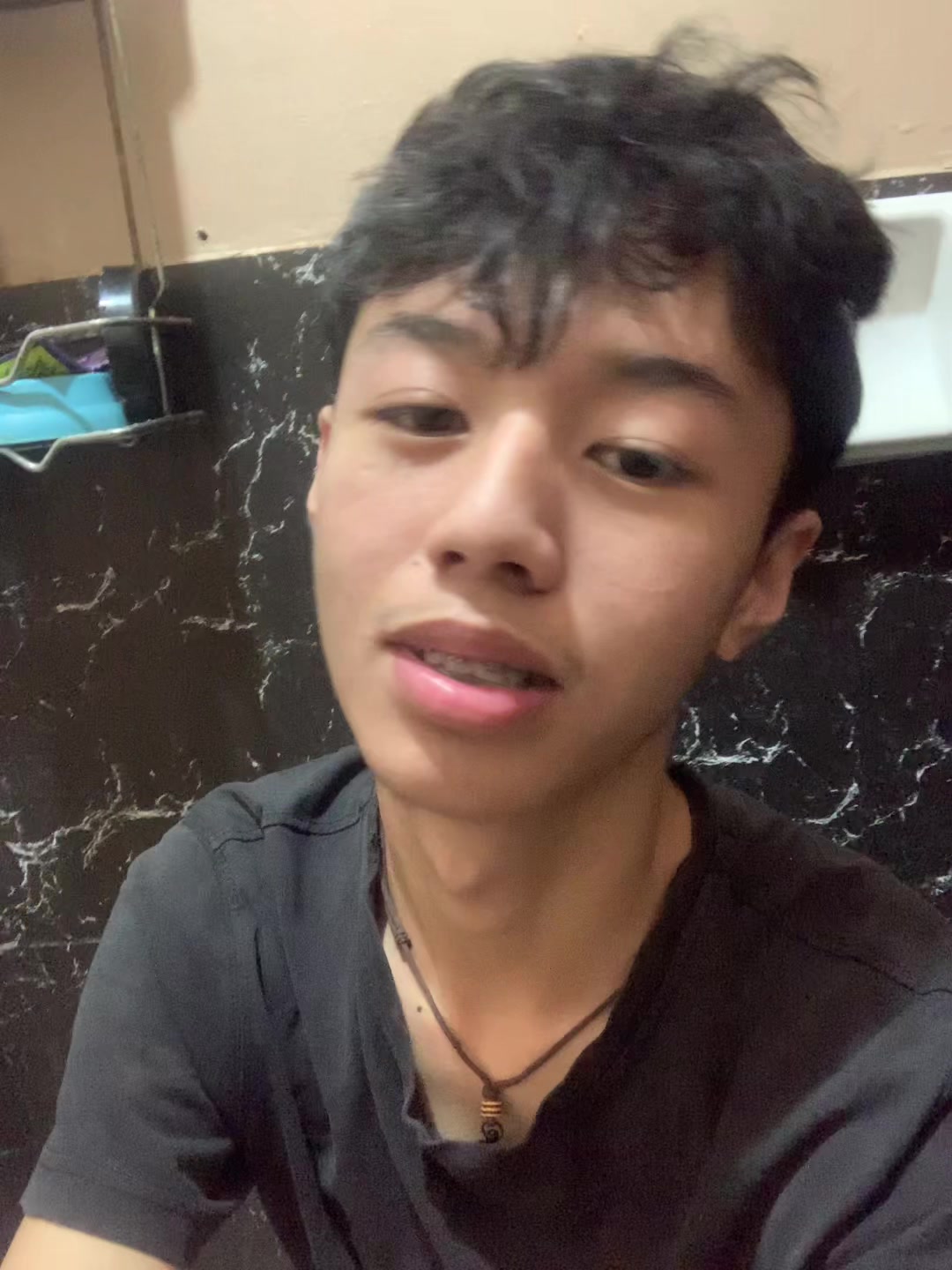 @dudong