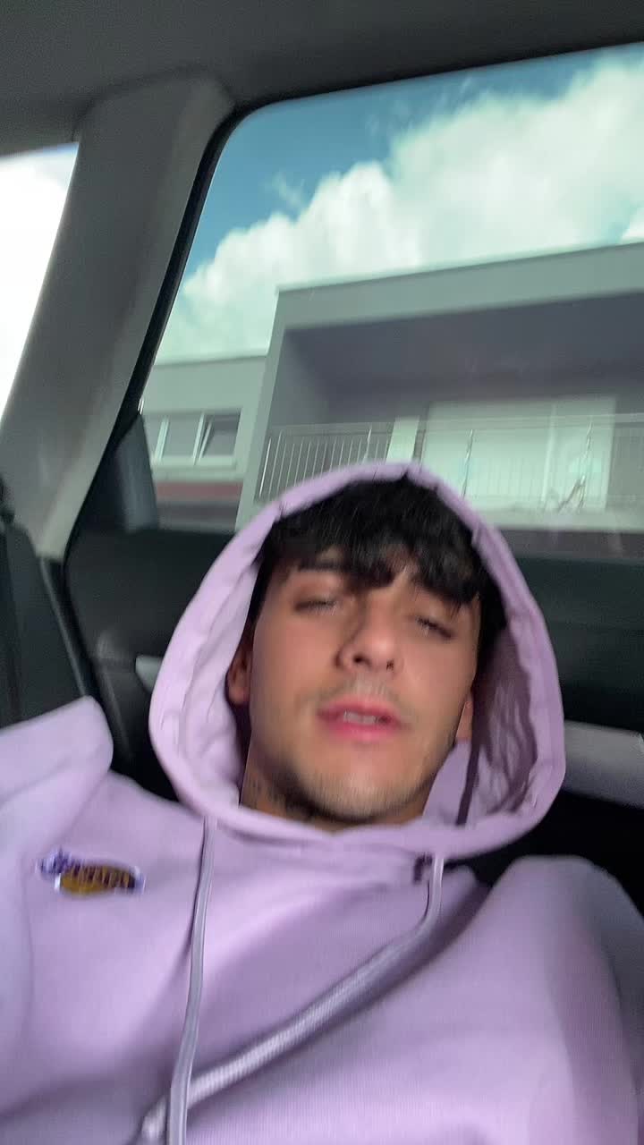 @victor_mitchino