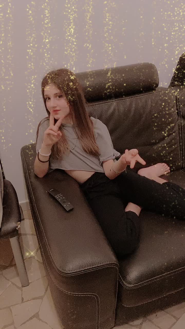 @🔝laura🔝