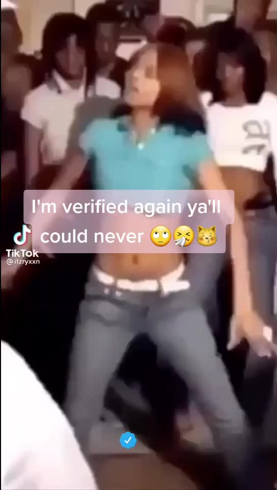 @rosslynch's wife