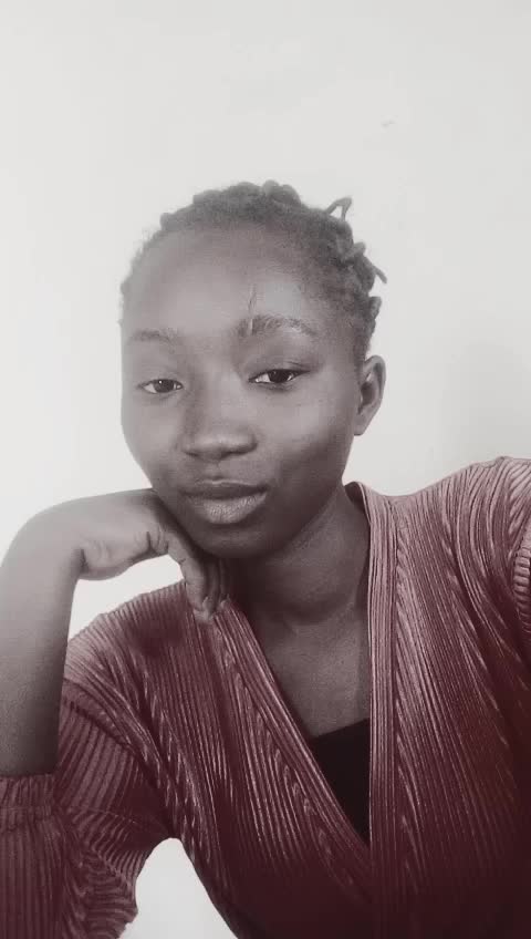@UniQuebae