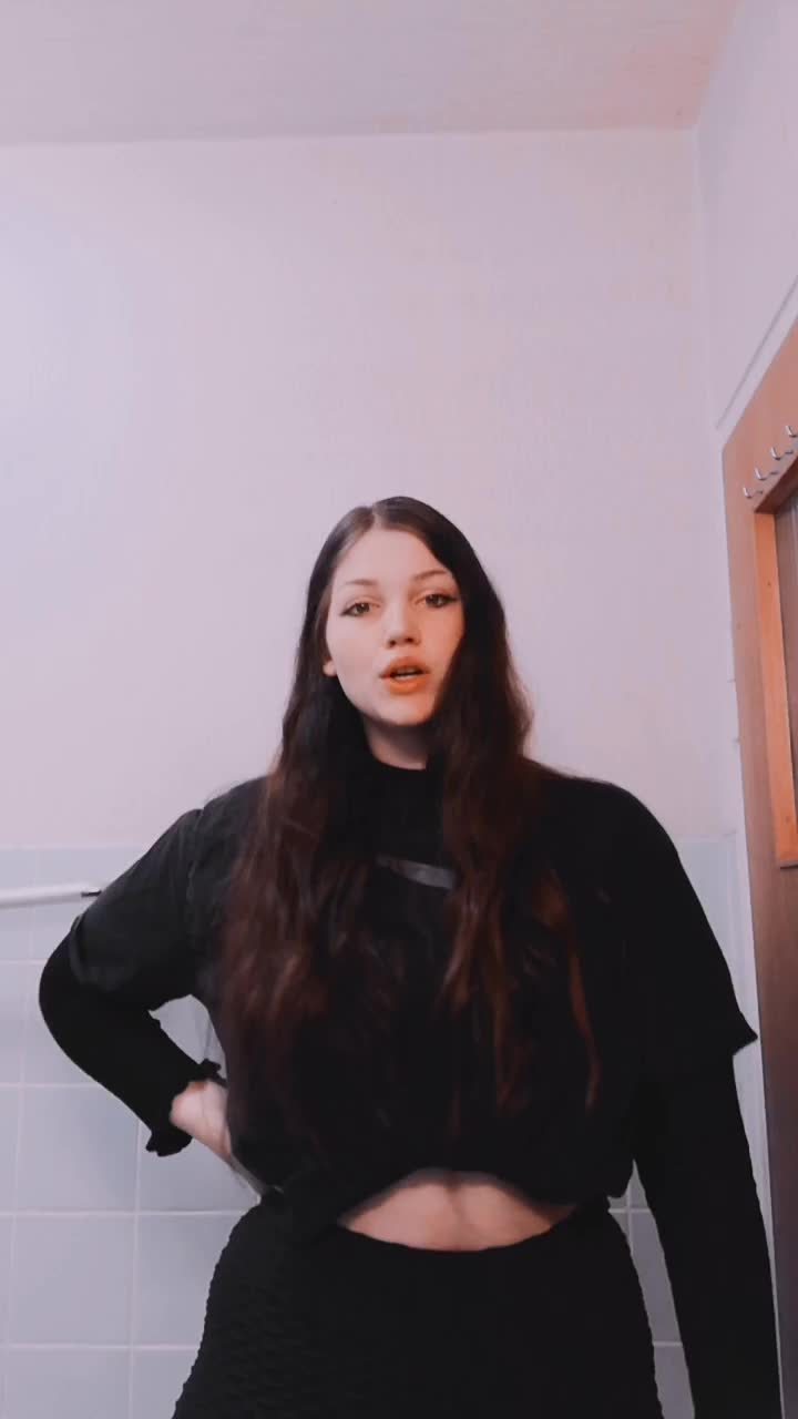 @Alina😊