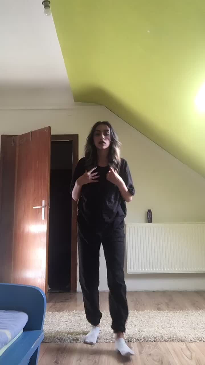 @🍫