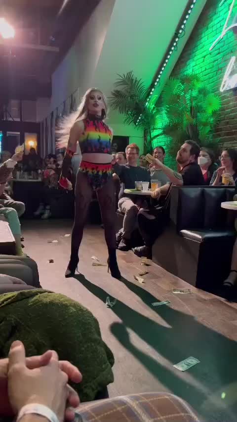 @Norvina &ldquo;Rainbow&rdquo; Dubois