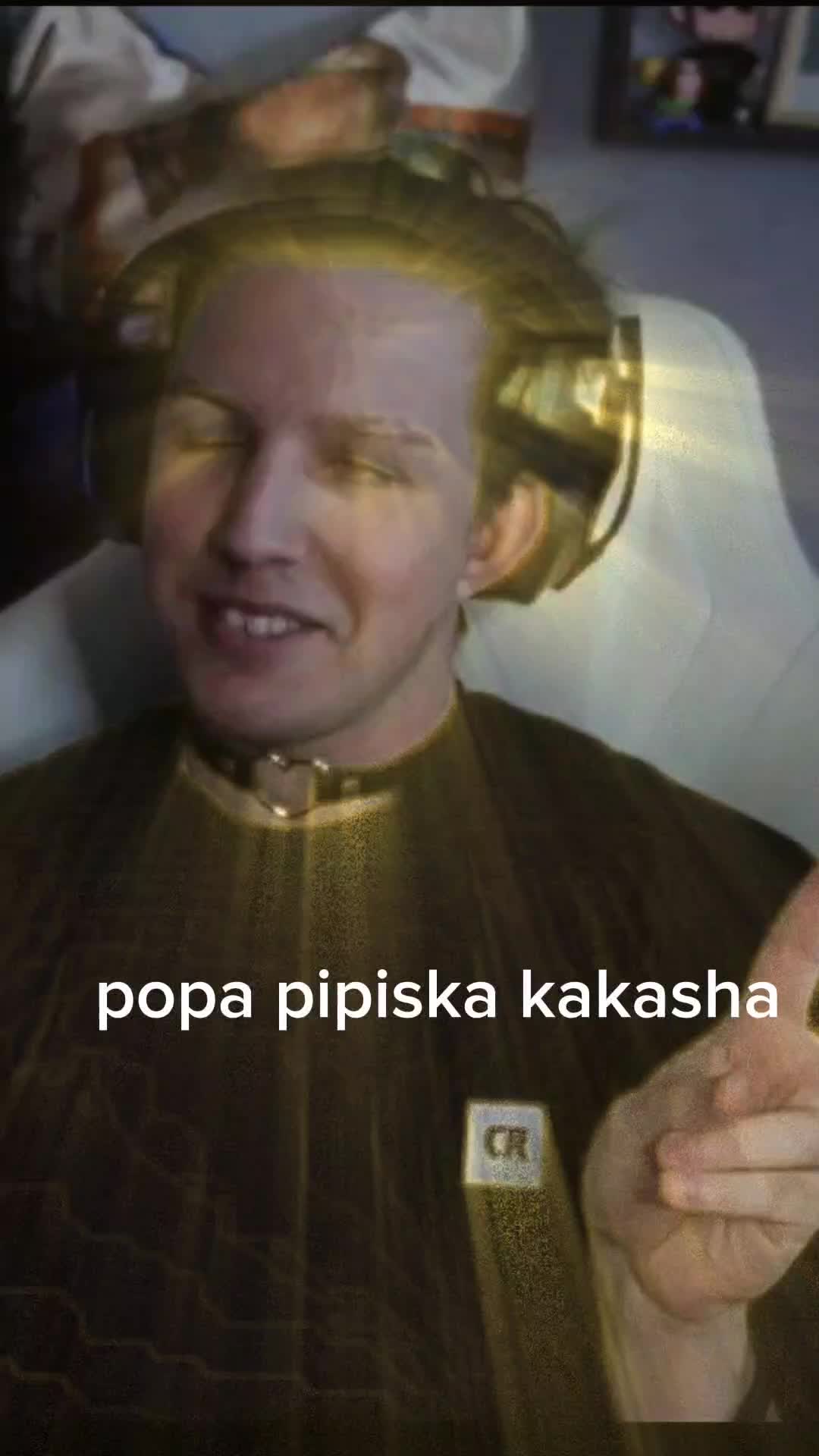 @𝐀𝐋𝐄𝐊𝐇𝐌🇺🇦