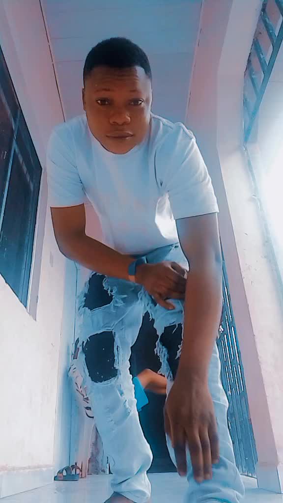 @TAYELOLU EJIRE 001