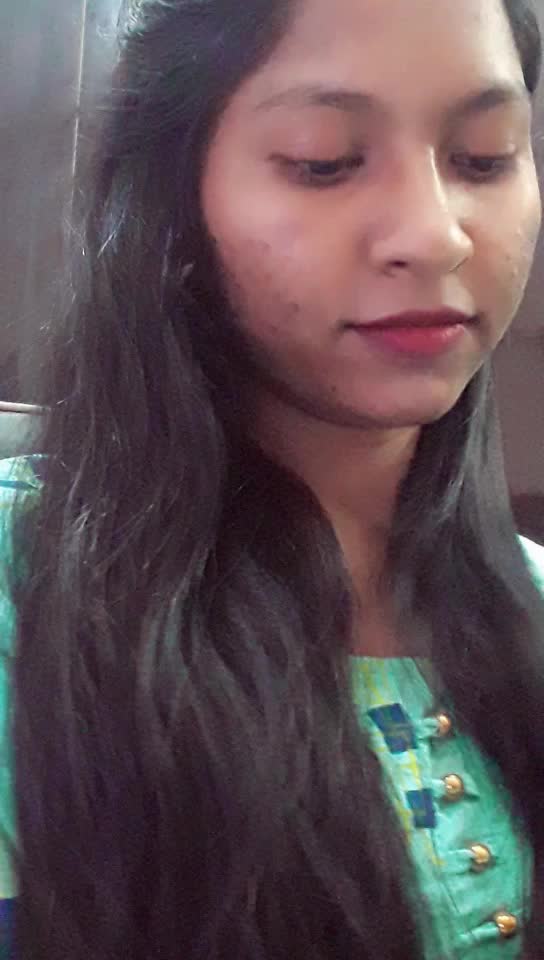 @kdivya_