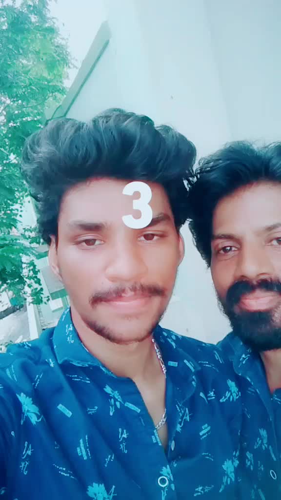 @LOVELY_VIGNESH143