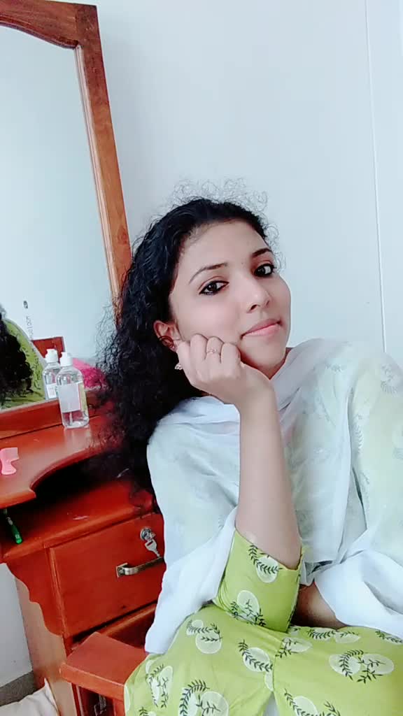 @_charu_