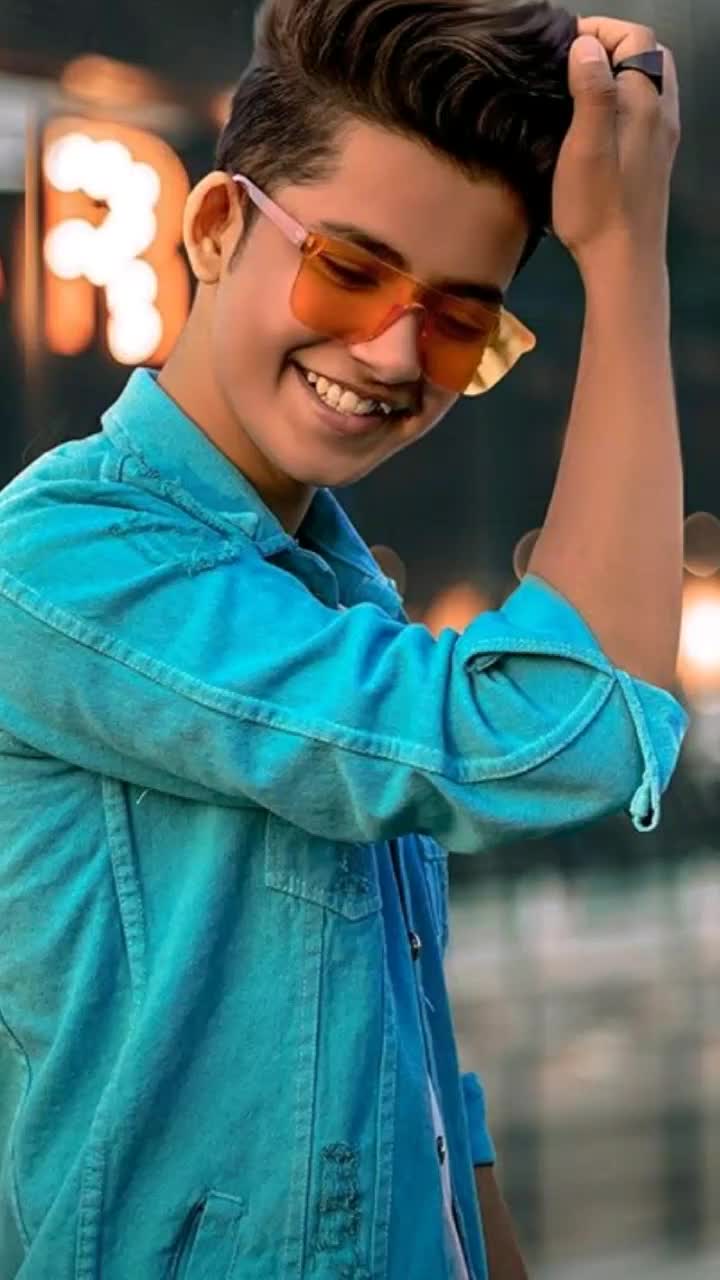 @Khan Sahab 😘