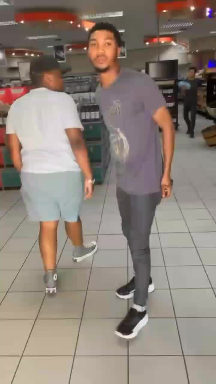 @Siphesihle