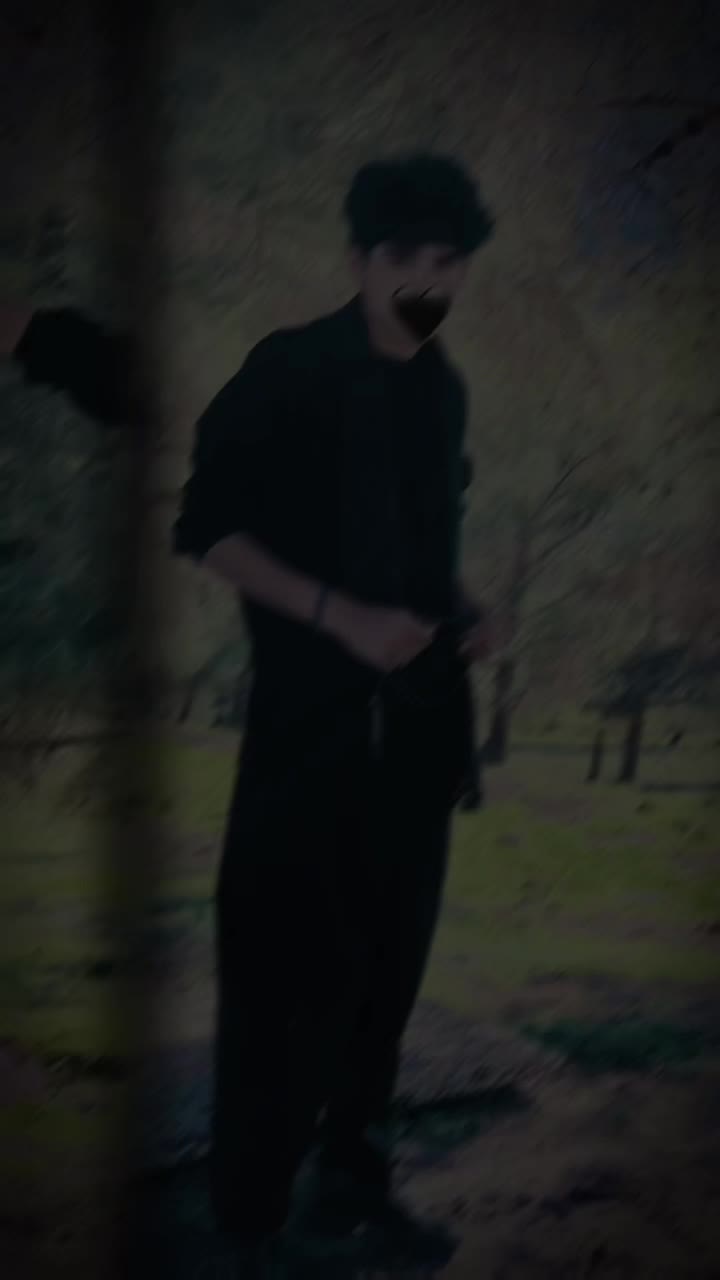 @رەشە🖤.
