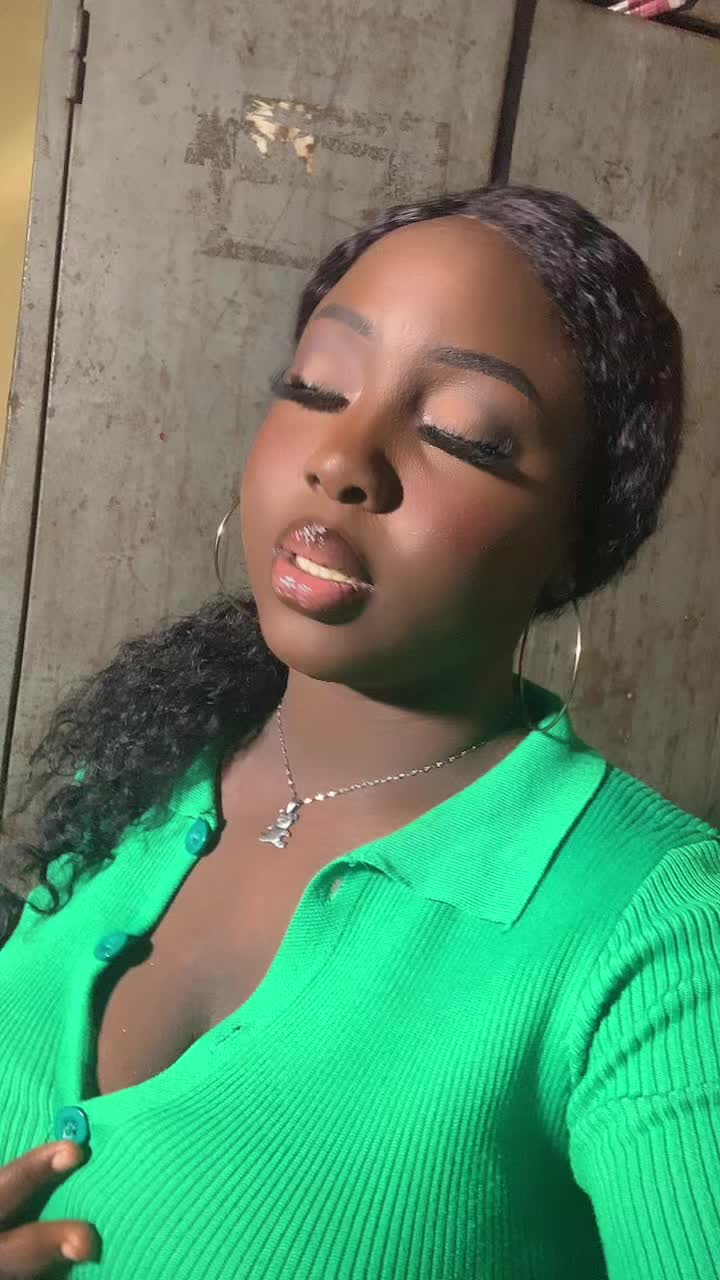@Layomiii
