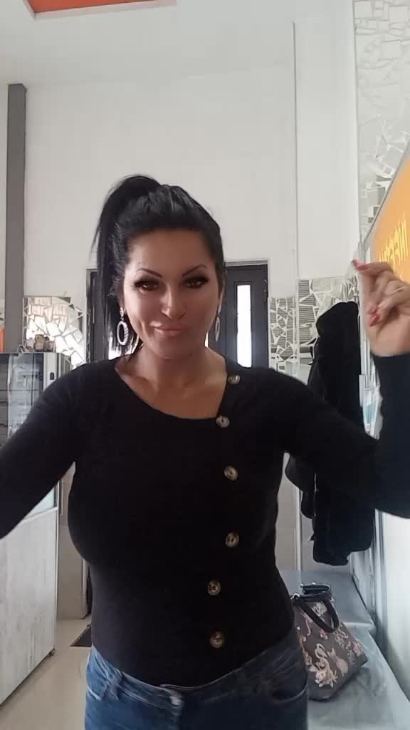 @VeronicaDamico79
