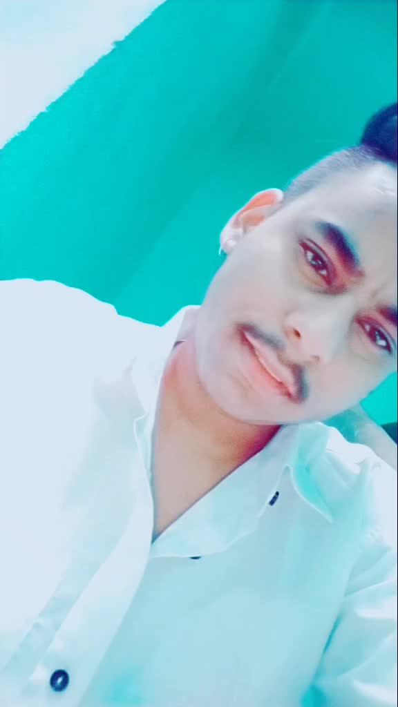 @👿Vicky 🤴Arya👿