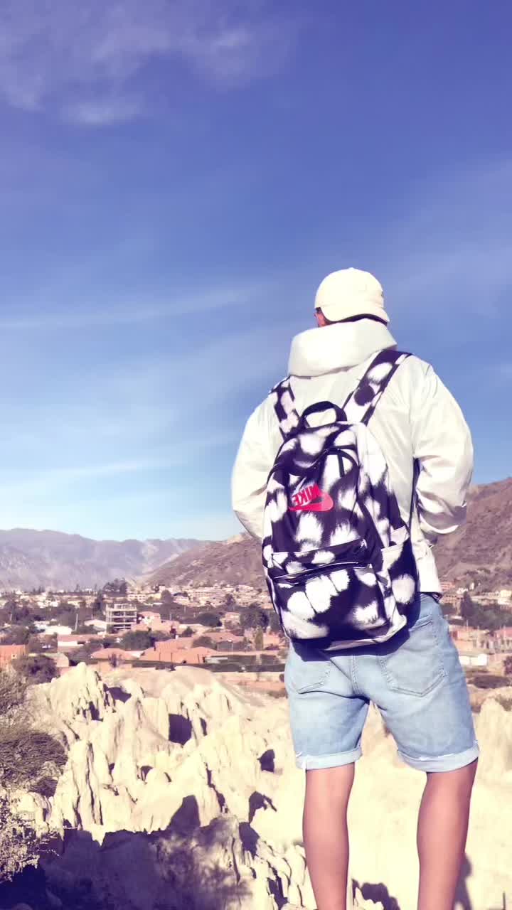 @🤴🏻.