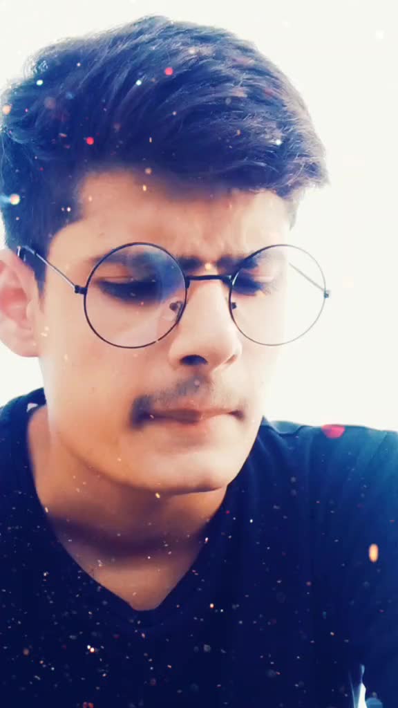 @L&ugrave;v Agarwal