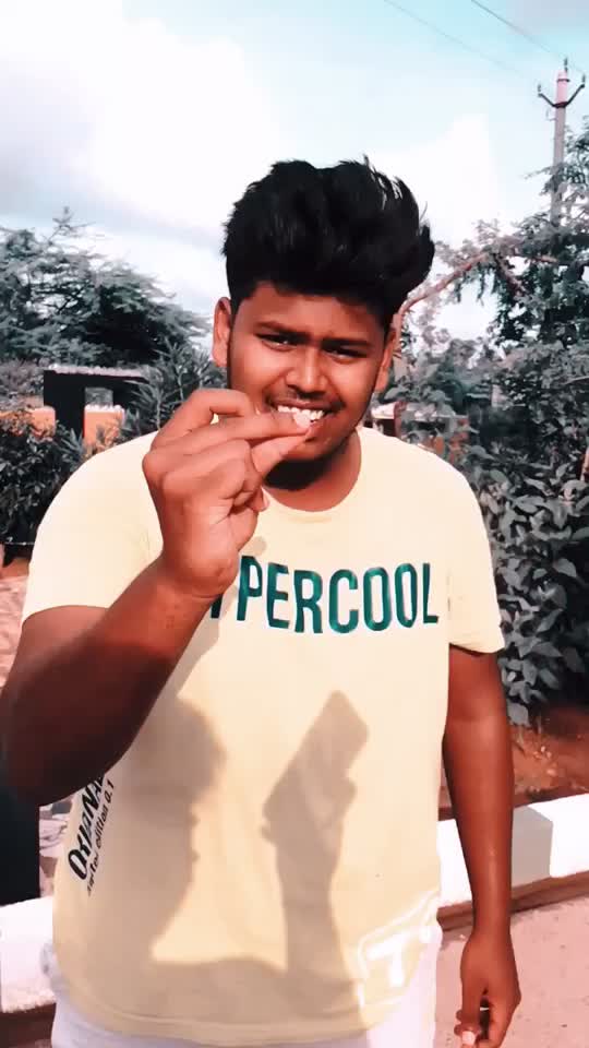 @ᴅɪɴᴇsʜ👄