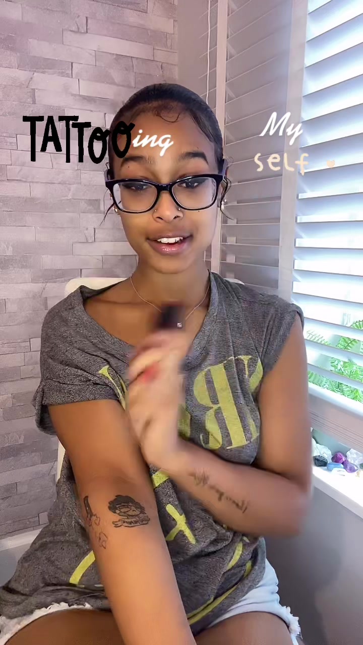 @MiaMor