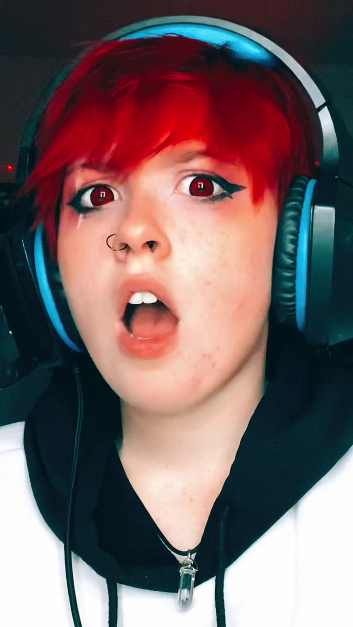 @crownedxchaos