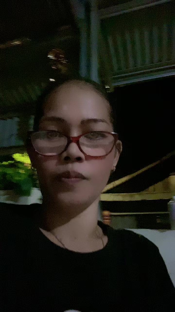 @Melly Rompas