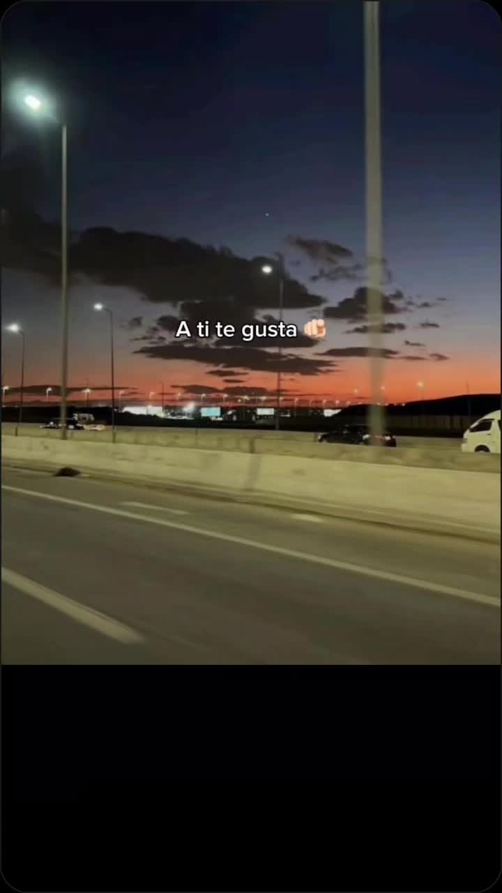 @Alex/a González