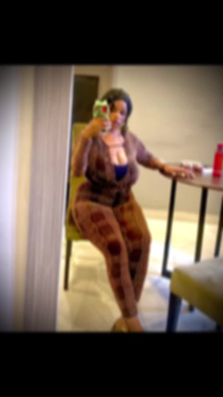 @Instagram: Thick-eri