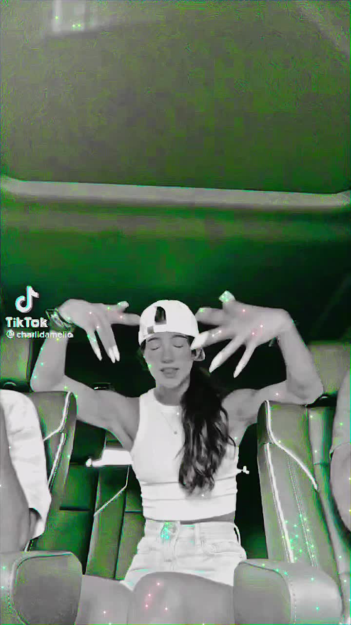 @fifi || 1.1k 🥳🎉