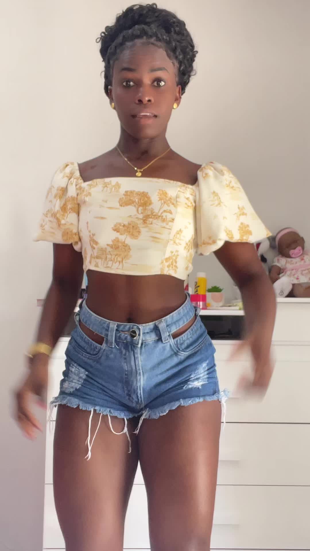 @kellysantos