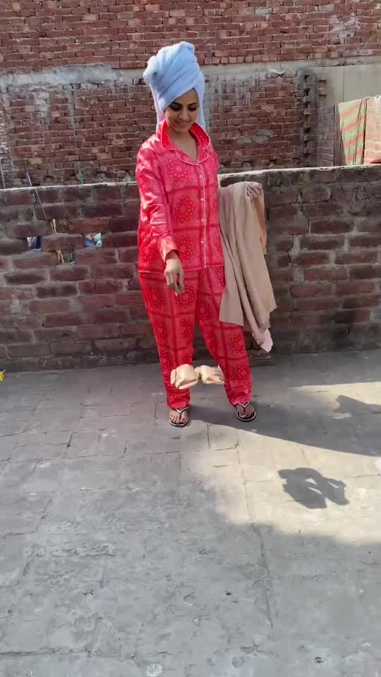 @Javiryaakhtar