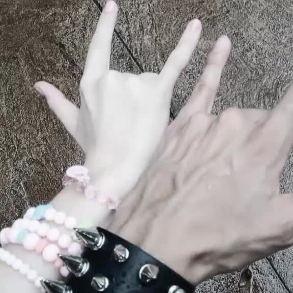 @มะแงว