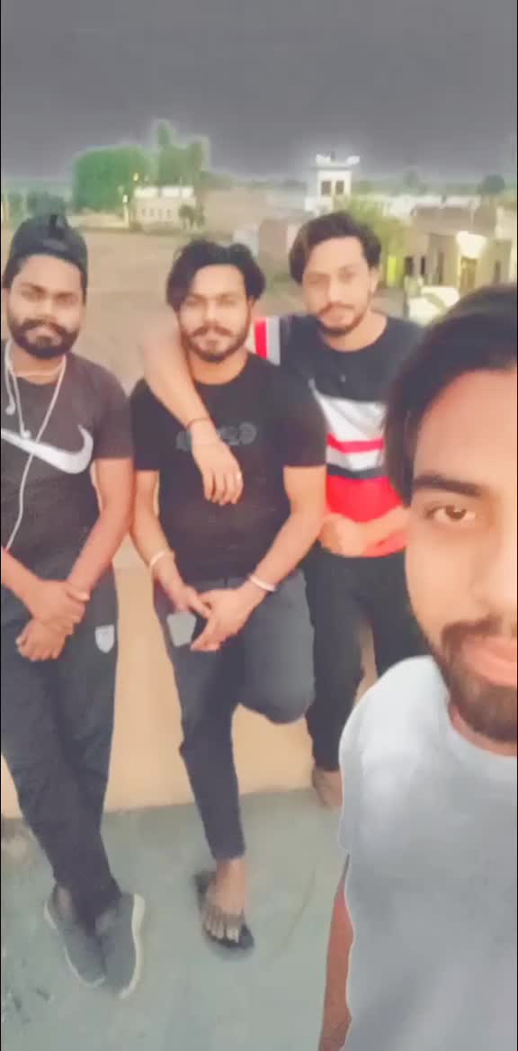 @Dheeraj Kundra