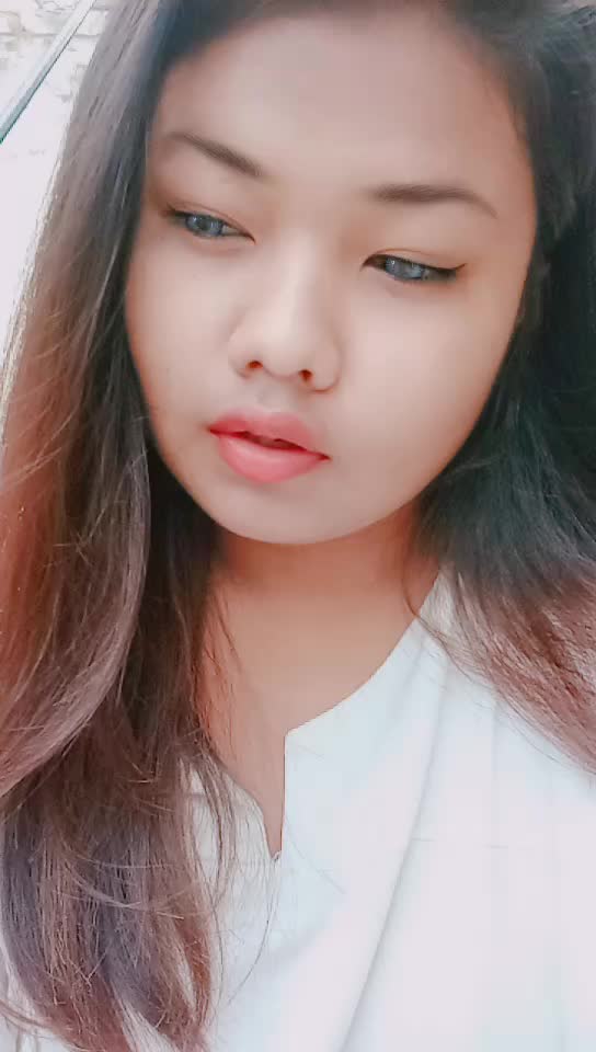 @Nepali Girl😎