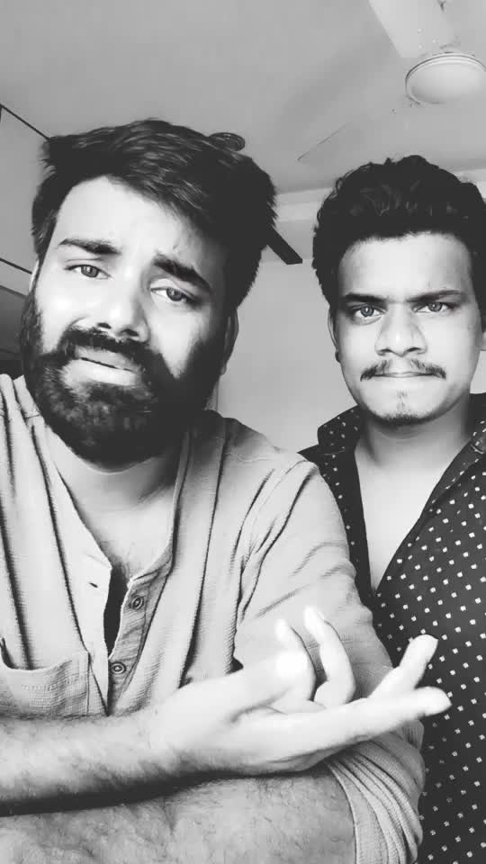 @F2  Brothers😁😜