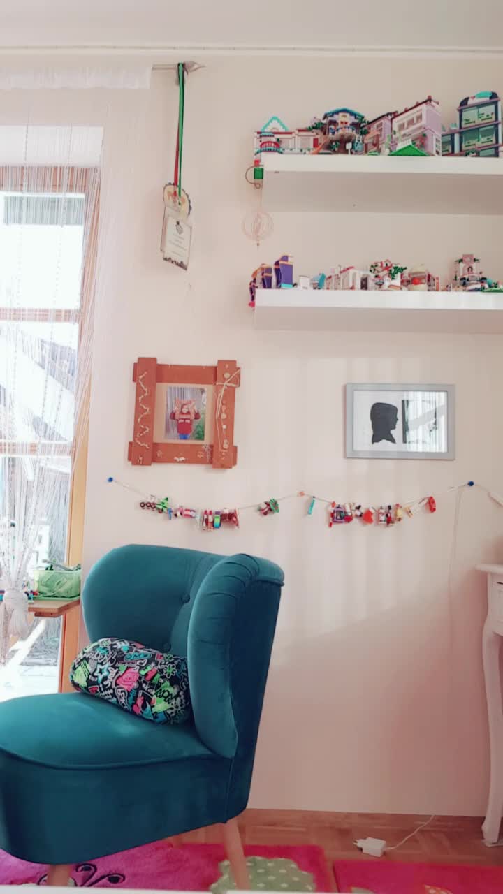 @janine.zdl