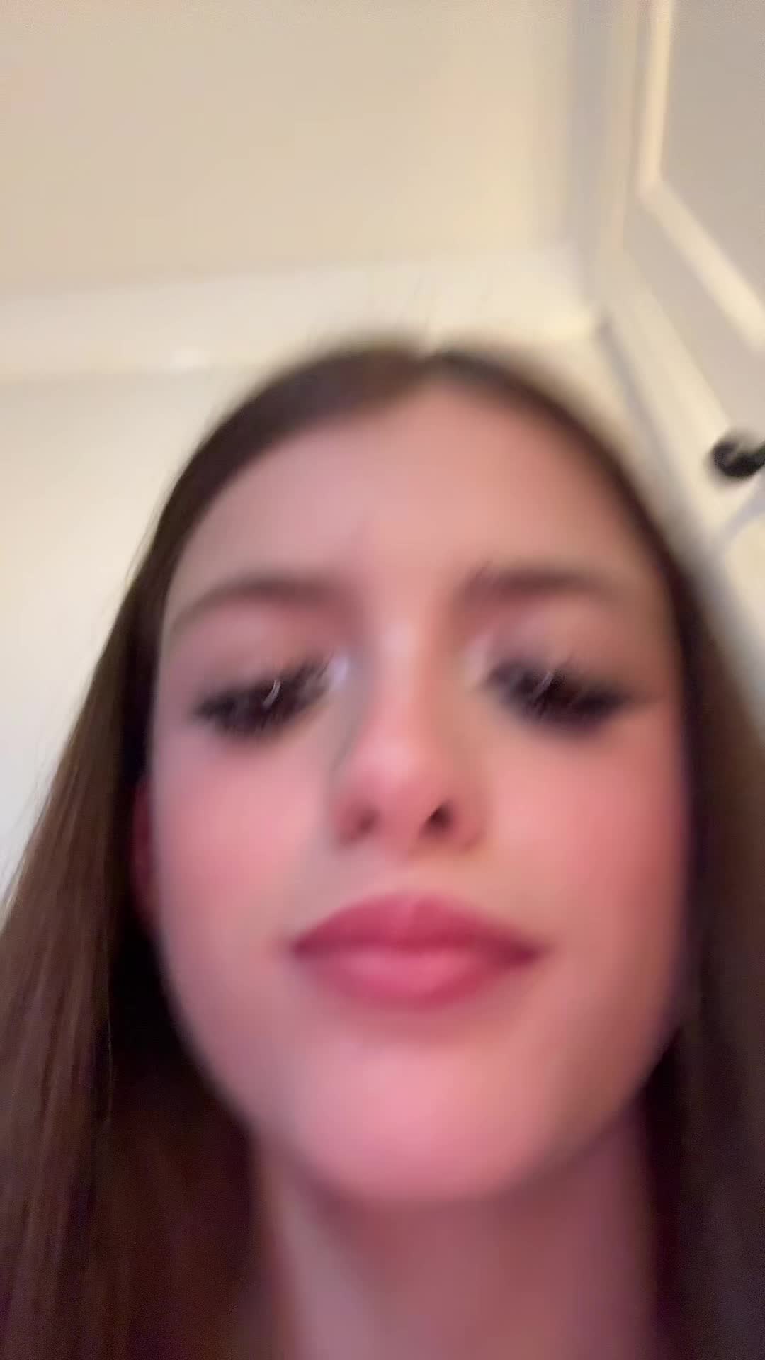 @eepylilia