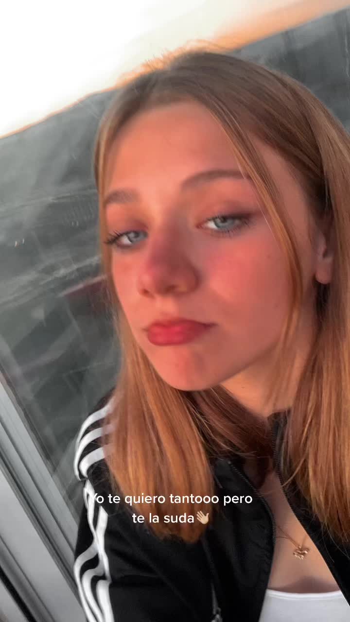 @🎭