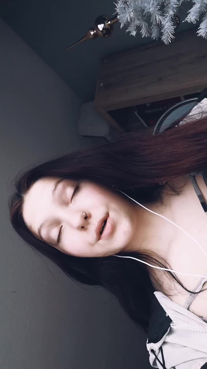 @Vivi