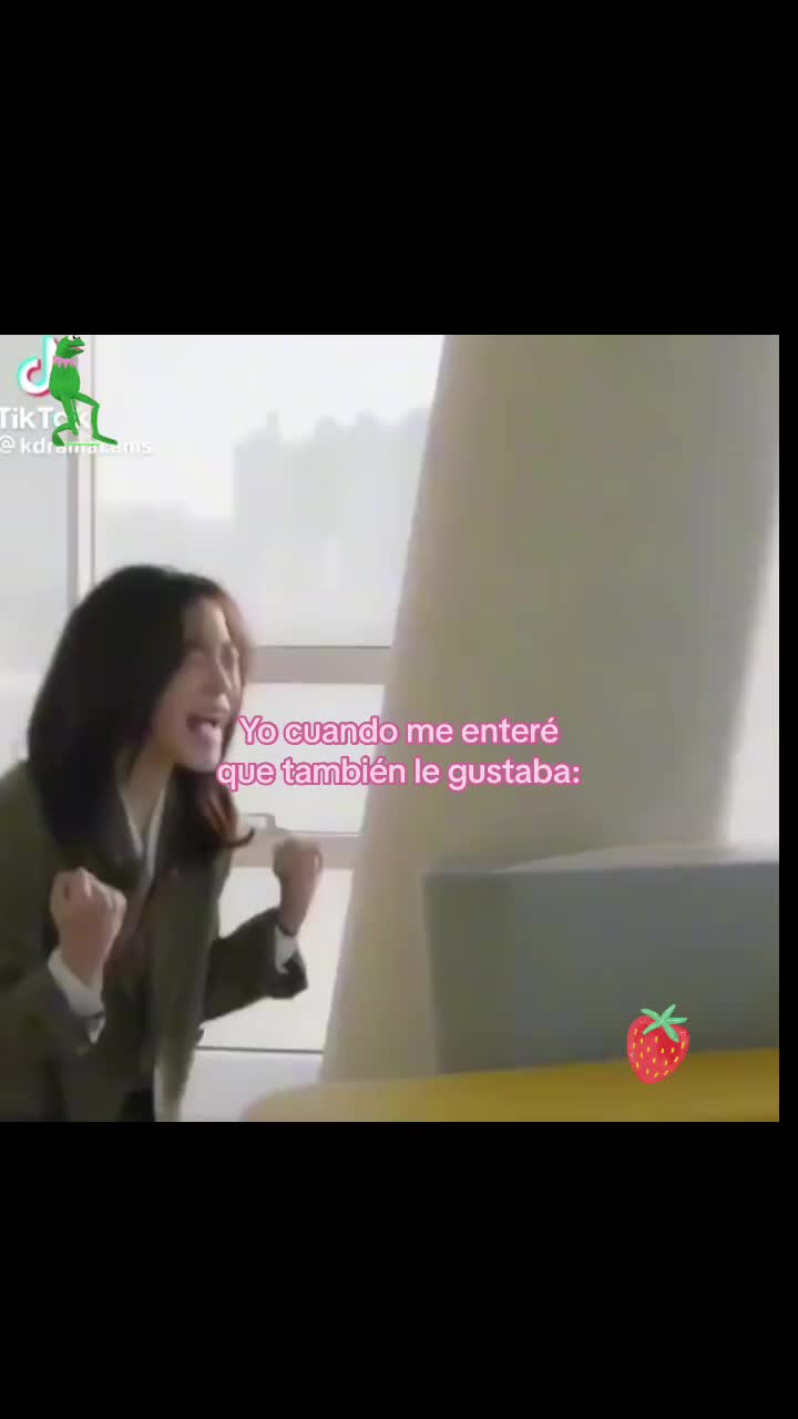 @Chaeyoung guaraní 💛🖤💛