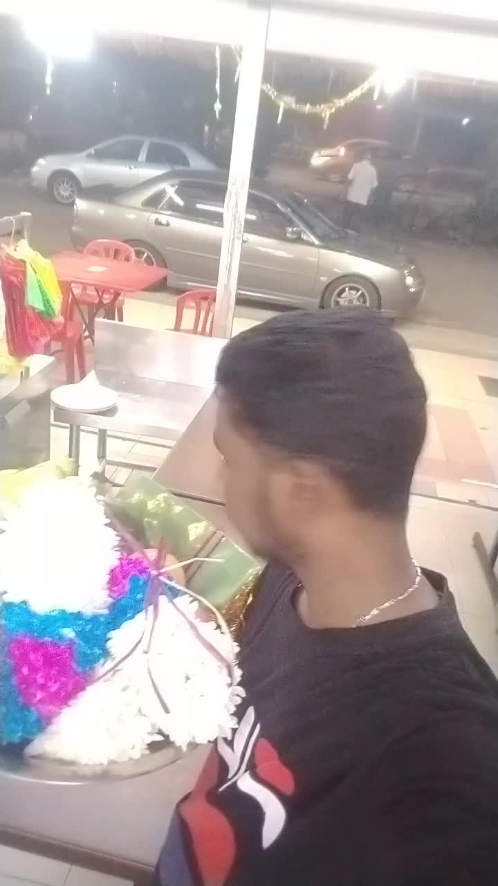 @பாரதி அன்புக்கு மட்டும் அடிமை