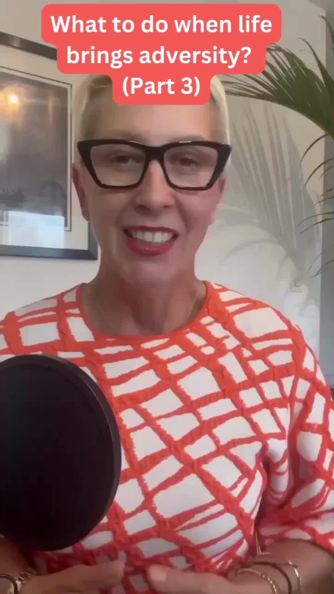 @theedgeofher