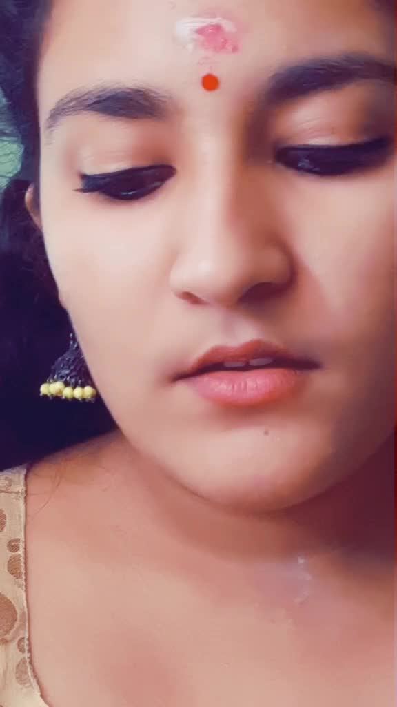 @akhila_akhi