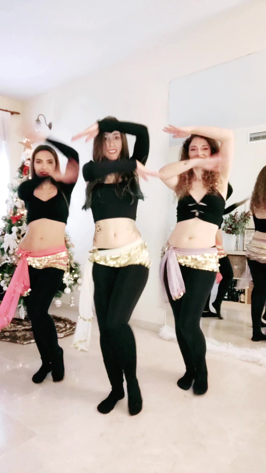 @Tharsis Bellydance Company
