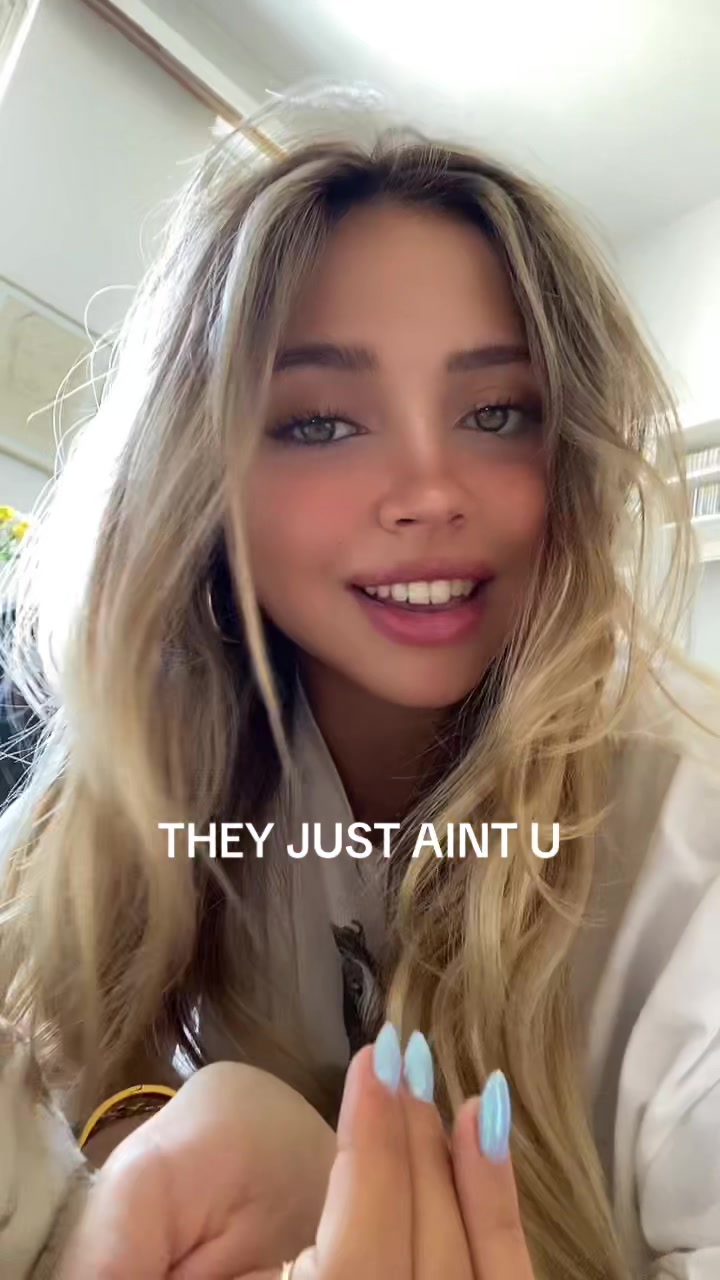 @camiiladsantos