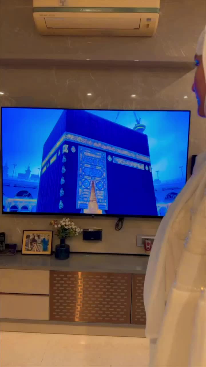@Hina Khan 💎