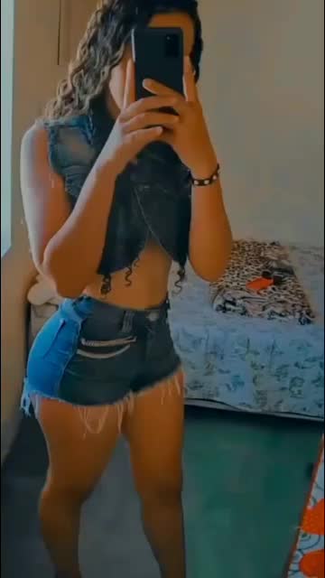 @Gabrielly Castro