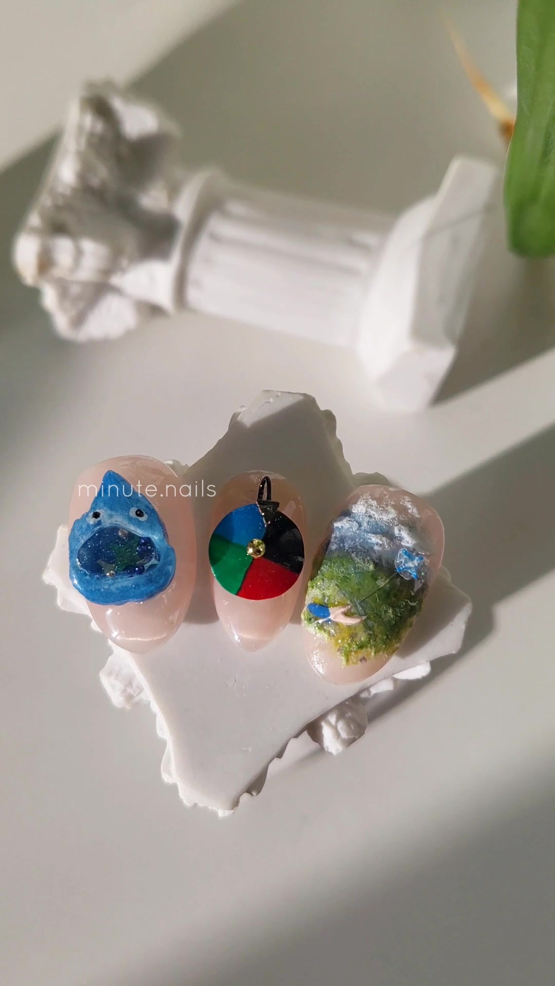 @IG: minute.nails