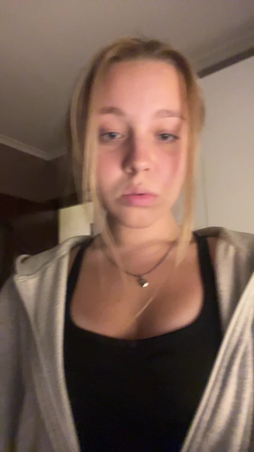 @<3