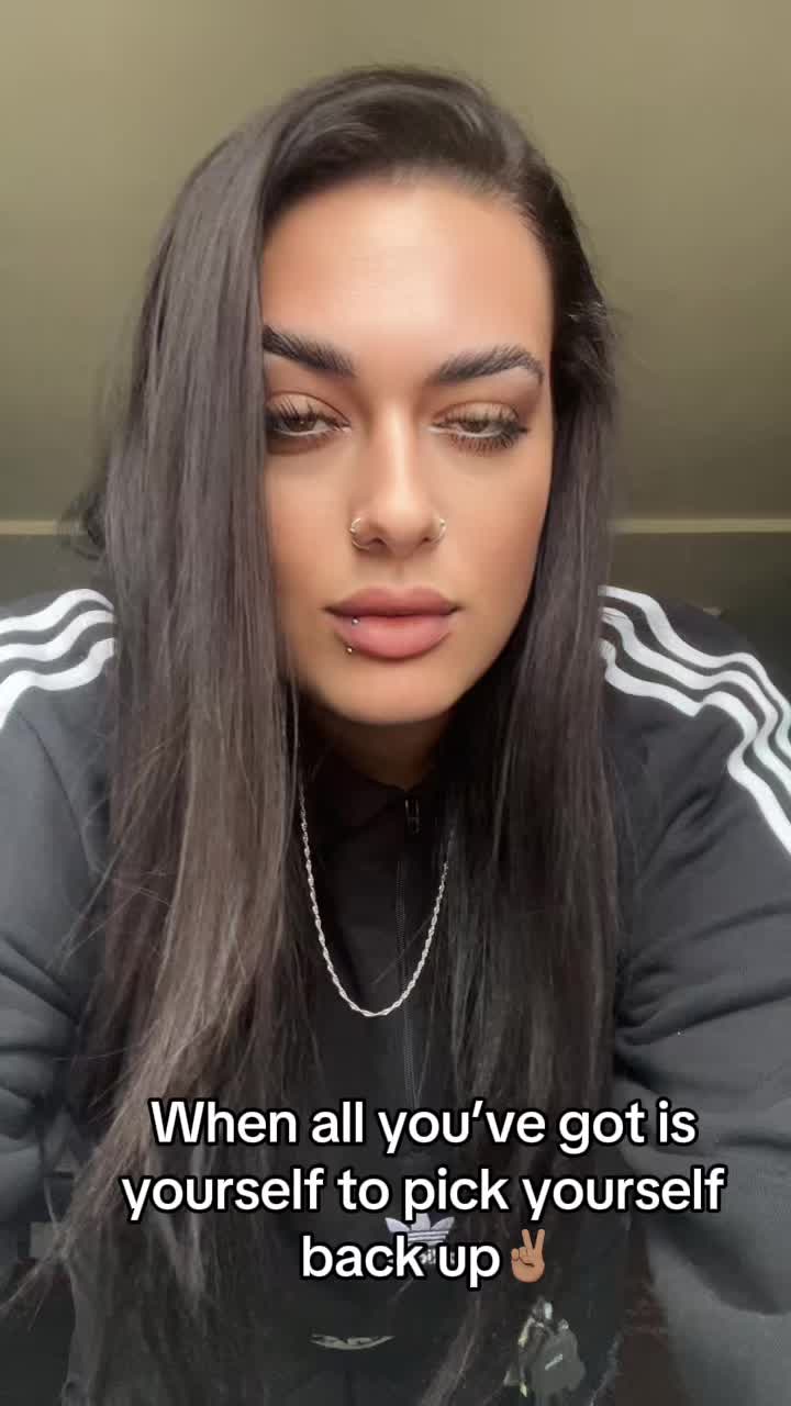 @Becka🤪🏳️🌈